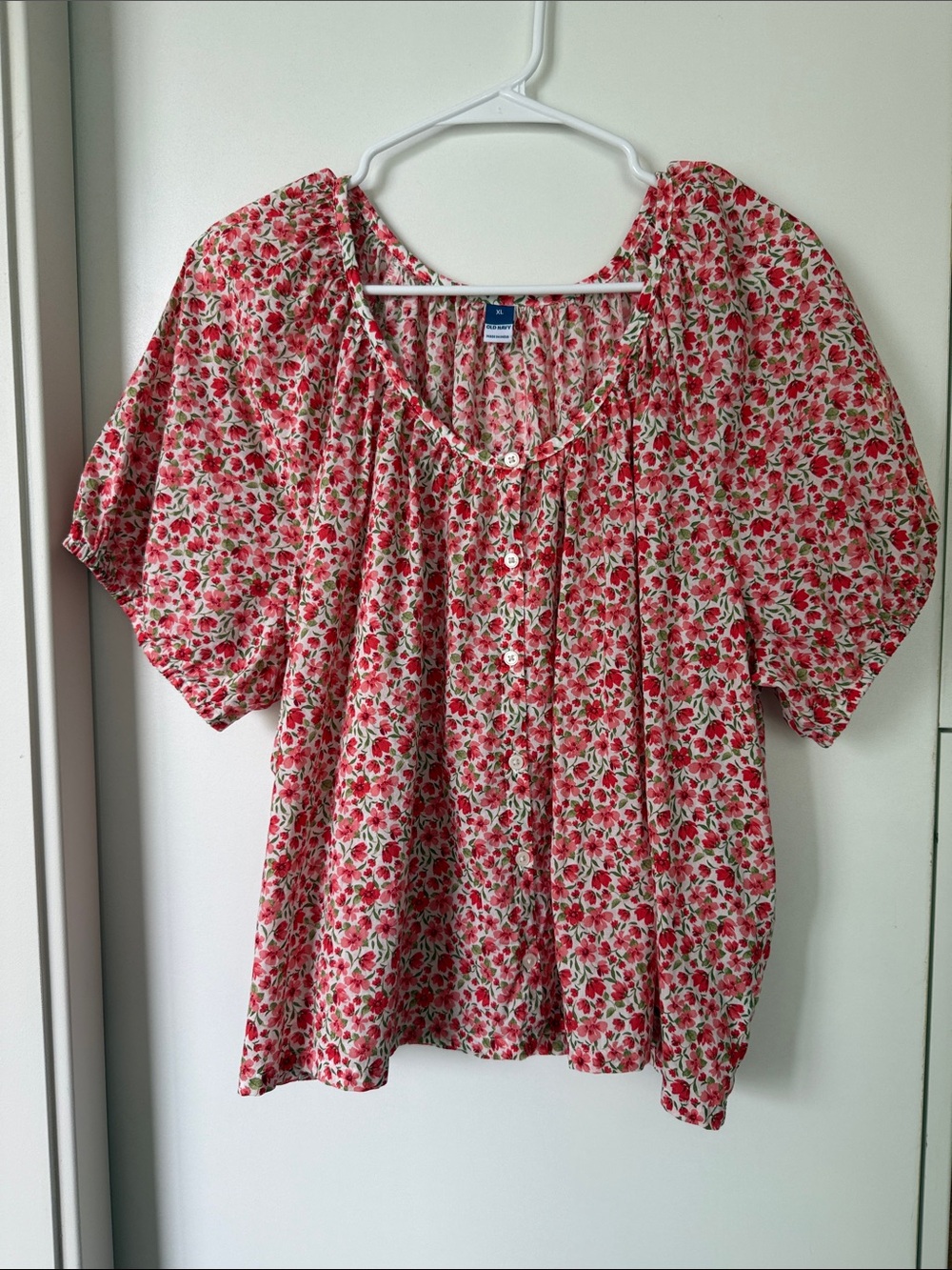 Beautiful floral cropped peasant top